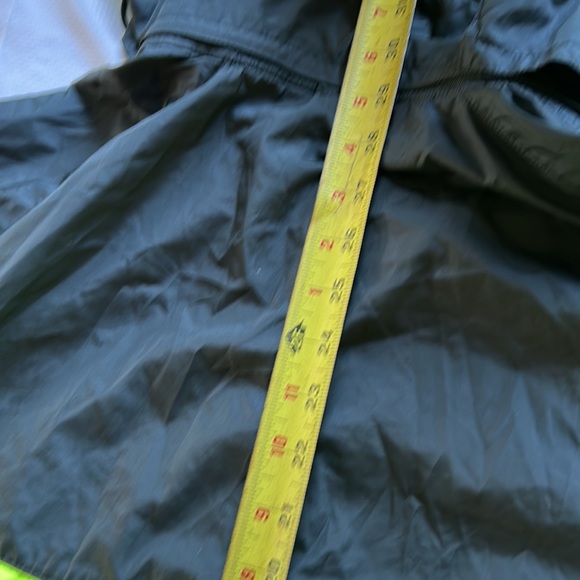 Nike Running HiVis Light Jacket Unisex XL High Visibility Reflective Windbreaker - Picture 8 of 8